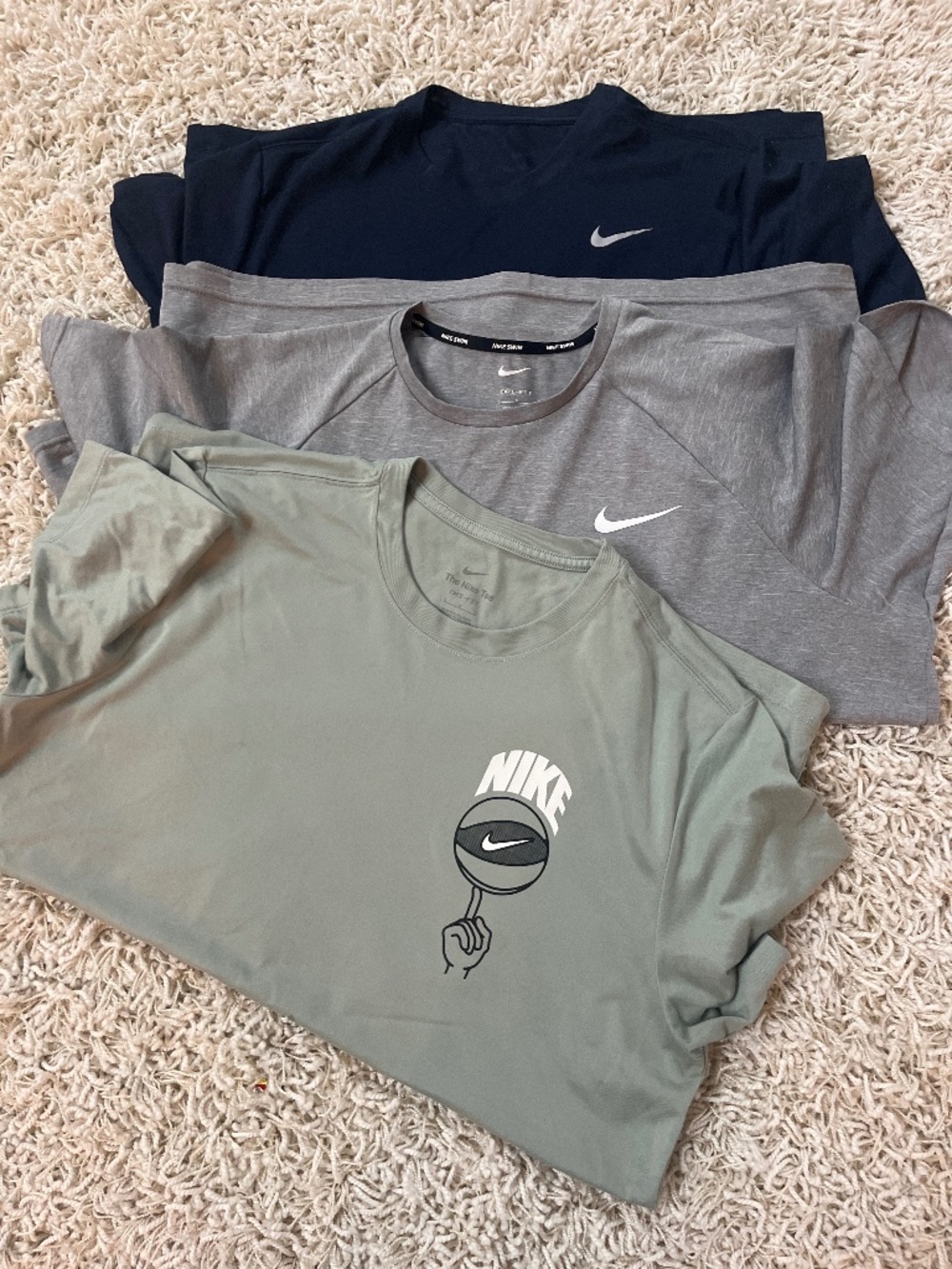 Nike Dri-Fit T-shirt lot Size Large